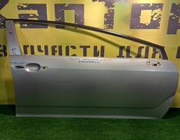 Дверь передняя правая для Toyota Corolla Verso (AR10) 2004  запчасти бу