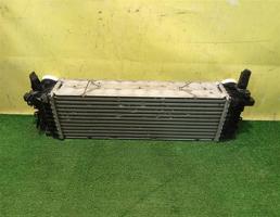 Интеркулер для BMW X5 G05 2018  запчасти бу