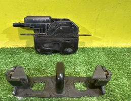 Замок багажника для Lada Granta FL 2018-  запчасти бу