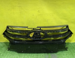 Решетка радиатора для Lada Vesta NG 2022-  запчасти бу
