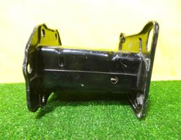 Кронштейн усилителя переднего бампера правый для Kia Ceed ED 2006  запчасти бу