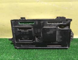 Блок комфорта для Renault Fluence 2009  запчасти бу