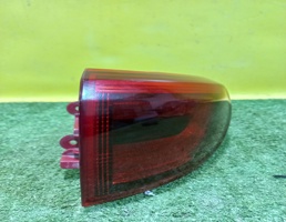 Фонарь задний наружный правый для Kia Sportage 4 QL 2016  запчасти бу