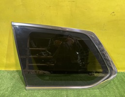 Стекло кузовное глухое левое для Haval (Хавал) H9 2015  запчасти бу