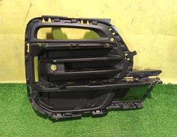 Решетка в бампер правая для BMW X5 G05 2018  запчасти бу
