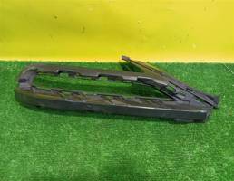 Воздуховод переднего бампера левый для Audi Q7 (4M) 2015  запчасти бу