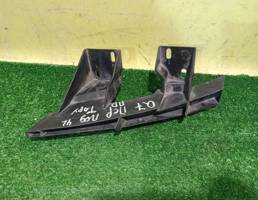 Кронштейн переднего бампера правый для Audi Q7 (4L) 2005  запчасти бу