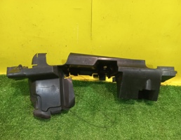 Дефлектор радиатора для Toyota Camry V70 2017  запчасти бу