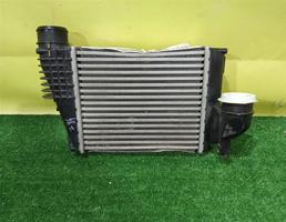 Интеркулер для Peugeot 3008 2014  запчасти бу