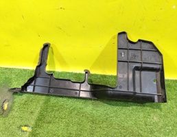 Дефлектор радиатора для Nissan X-Trail (T32) 2014  запчасти бу