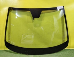 Стекло лобовое (ветровое) для Lada Vesta 2015-  запчасти бу