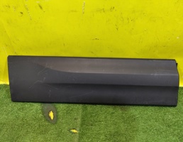 Накладка двери задней правой для Skoda Karoq  2017  запчасти бу