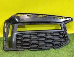 Рамка противотуманой фары правой для BMW 5 G30 2016  запчасти бу