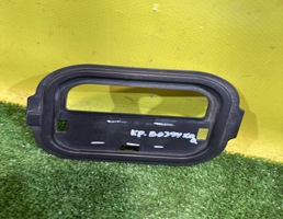 Крышка воздуховода для BMW X5 G05 2018  запчасти бу