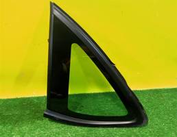 Стекло задней форточки левая для Volkswagen Polo (Sed RUS) 2011  запчасти бу