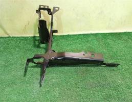 Кронштейн фар правый для BMW 3 G20 2019  запчасти бу