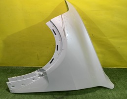 Крыло переднее левое для BMW X7 G07 2019  запчасти бу