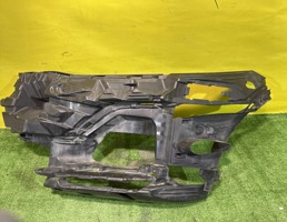 Кронштейн переднего бампера левый для BMW X7 G07 2019  запчасти бу