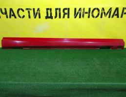 Накладка порога правая для MERСEDES BENZ C-Class (W204) 2007  запчасти бу