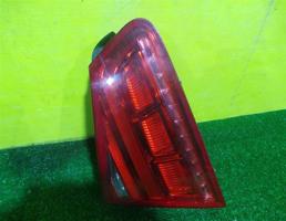 Фонарь задний внутренний правый для Audi A8 4H (D4) 2009  запчасти бу