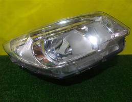 Фара правая для Chevrolet TrailBlazer 2012  запчасти бу