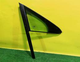 Стекло двери передней правой (форточка) для Audi Q7 (4M) 2015  запчасти бу