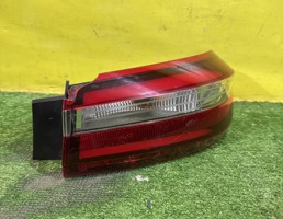 Фонарь задний наружный правый для Lada Vesta NG 2022-  запчасти бу