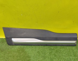 Накладка двери задней правой для Geely Atlas 2016  запчасти бу