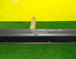 Накладка на порог правая для Chevrolet Orlando 2009  запчасти бу