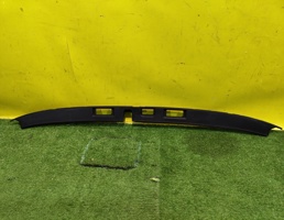 Накладка двери багажника для Geely Coolray SX11 2018  запчасти бу