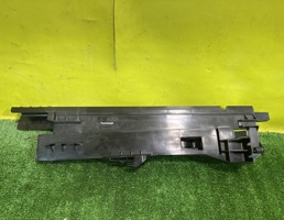 Кронштейн радиатора для BMW X5 F15 2013  запчасти бу
