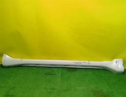 Накладка порога правая для Toyota Land Cruiser Prado 150 2009  запчасти бу