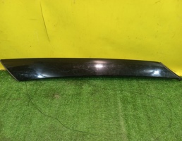 Молдинг лобового стекла левый для Skoda Fabia 2 2007  запчасти бу